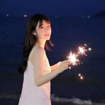 高清好看的2023可爱女头图片(共40张)