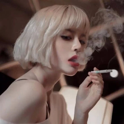 高清好看的冷艳头像女生超拽高雅图片(共40张)
