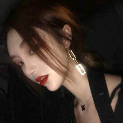 高清好看的冷艳头像女生超拽高雅图片(共40张)
