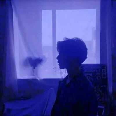 高清蓝色系男生头像真人图片(精选30张)