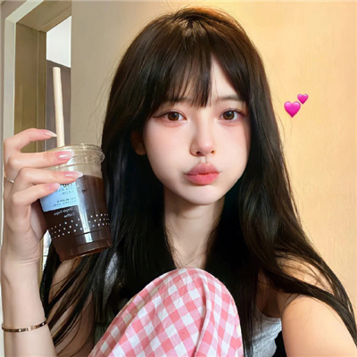 干净纯欲女头像(精选20张)