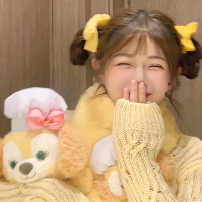 很优质的也很好看的美女微信头像(42张)