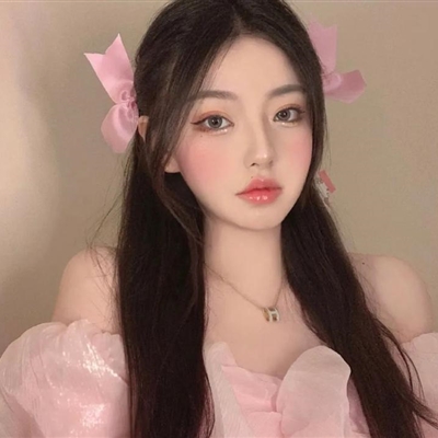 很优质的也很好看的美女微信头像(42张)