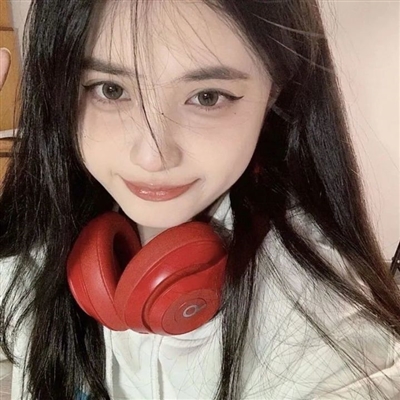 很优质的也很好看的美女微信头像(42张)
