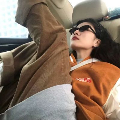 很优质的也很好看的美女微信头像(42张)