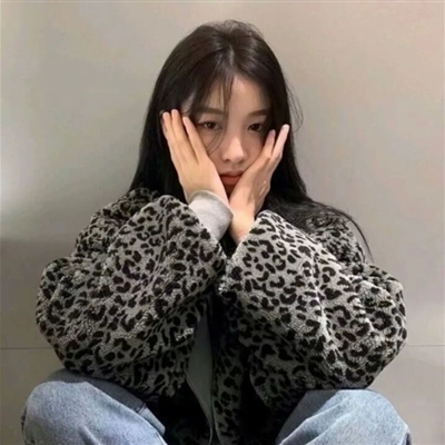 很优质的也很好看的美女微信头像(42张)