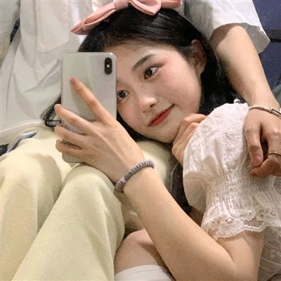 很优质的也很好看的美女微信头像(42张)