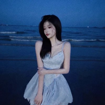 2023真人女生潮流头像图片(共40张)
