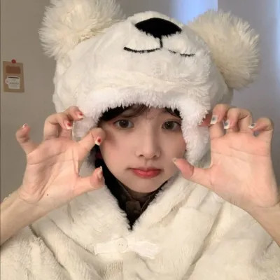 2023真人女生潮流头像图片(共40张)
