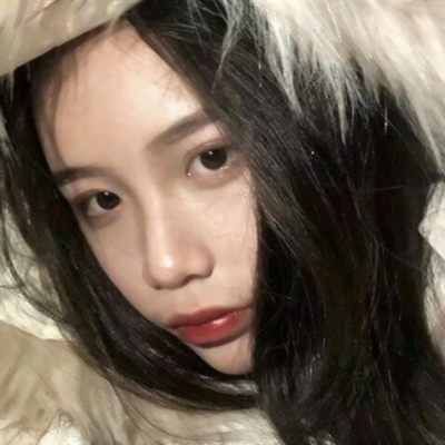 2023真人女生潮流头像图片(共40张)