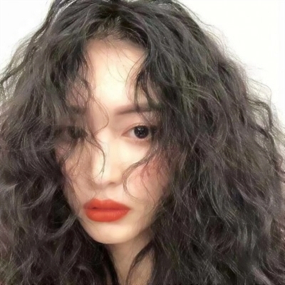 2023真人女生潮流头像图片(共40张)