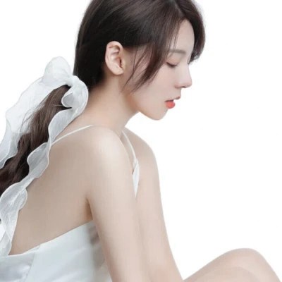 2023真人女生潮流头像图片(共40张)
