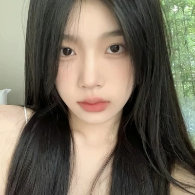 2023真人女生潮流头像图片(共40张)
