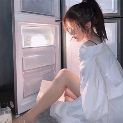 2023真人女生潮流头像图片(共40张)
