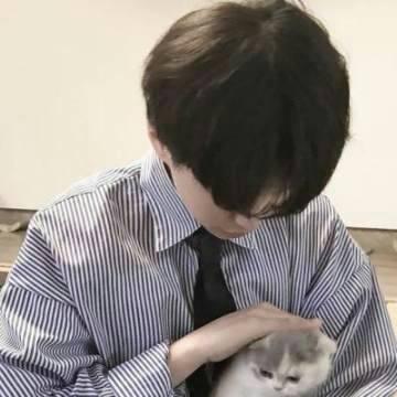 超拽颓废男生头像(24张)