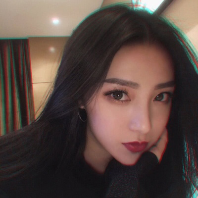 高清好看的高冷霸气长发真人女头图片(精选34张)