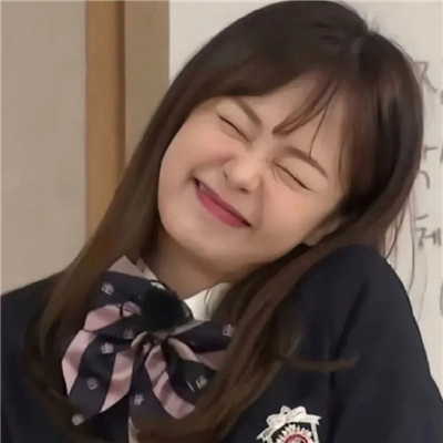 高清好看的高冷霸气长发真人女头图片(精选34张)