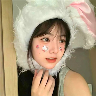 高清好看的纯欲头像女生个性图片(42张)
