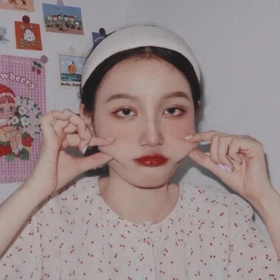 女生傻傻的头像(共40张)