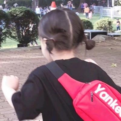 女生傻傻的头像(共40张)