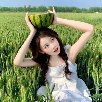 高清好看的绿色系原宿风女头图片(精选46张)