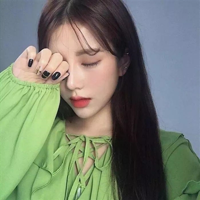 高清好看的绿色系原宿风女头图片(精选46张)