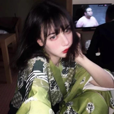 高清好看的绿色系原宿风女头图片(精选46张)