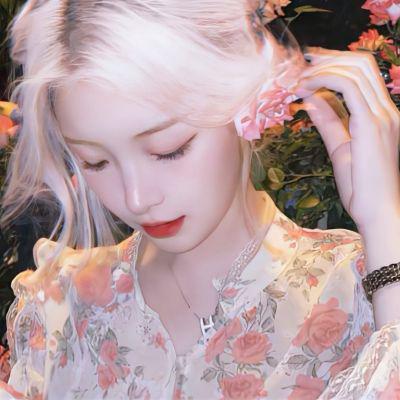 高清好看的绿色系原宿风女头图片(精选46张)