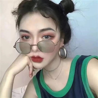 高清好看的绿色系原宿风女头图片(精选46张)