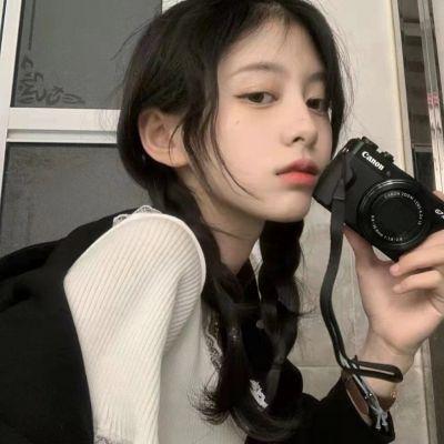 高清好看的绿色系原宿风女头图片(精选46张)
