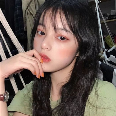 高清好看的绿色系原宿风女头图片(精选46张)
