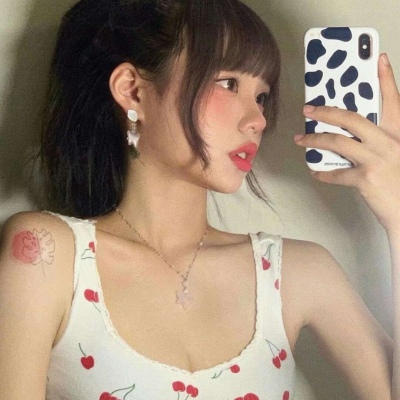高清好看的手机控头像女超拽可爱图片(优选24张)