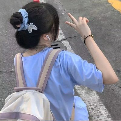 qq超拽高冷霸气女生头像(优选48张)