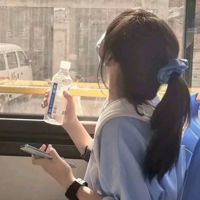 qq超拽高冷霸气女生头像(优选48张)