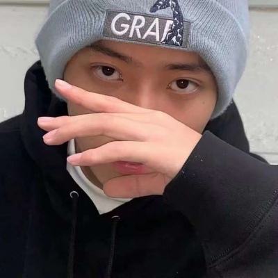 潮流范超级帅气的ins风男头(22张)