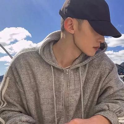 潮流范超级帅气的ins风男头(22张)