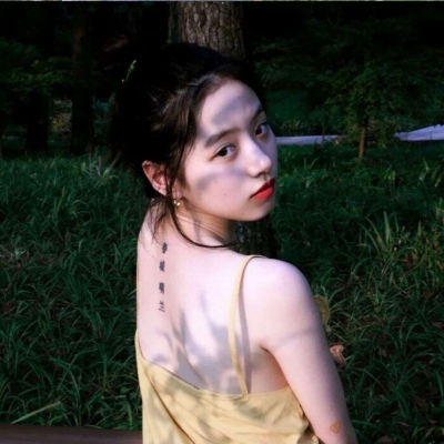 抖音优质高质量女生头像图片(33张)