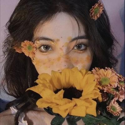 抖音优质高质量女生头像图片(33张)