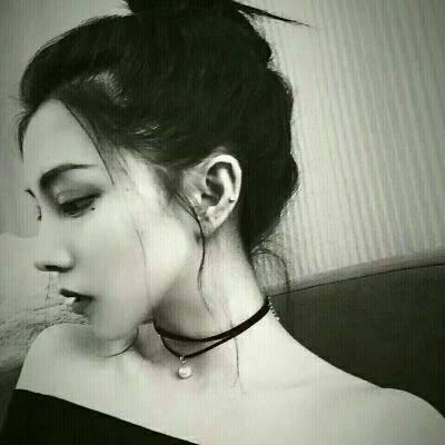 黑白女生微信头像大全(精选40张)