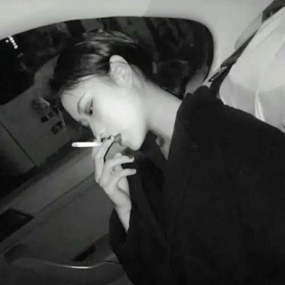 黑白女生微信头像大全(精选40张)