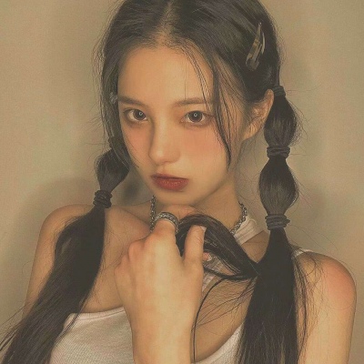 高清好看的真人头像女生可爱萌图片(共24张)