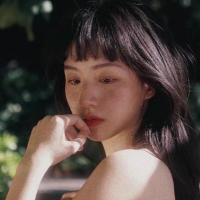2023超火超仙的女头图片(22张)