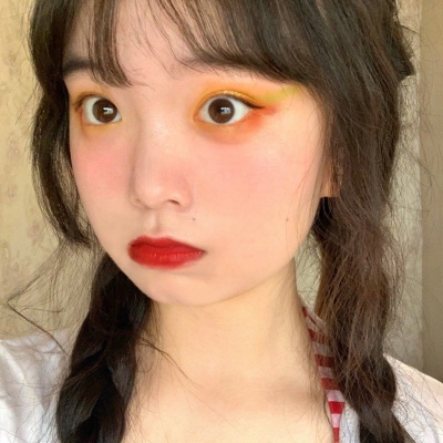 2023超火超仙的女头图片(22张)
