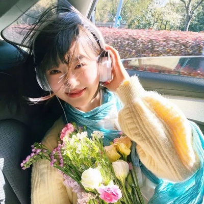 2023超火超仙的女头图片(22张)