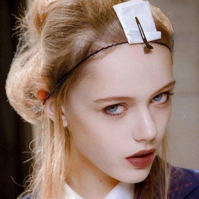 2023欧美个性女生头像(精选24张)