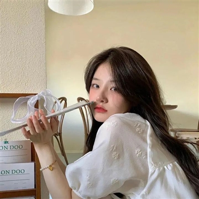 温柔甜美系列女生头像(33张)