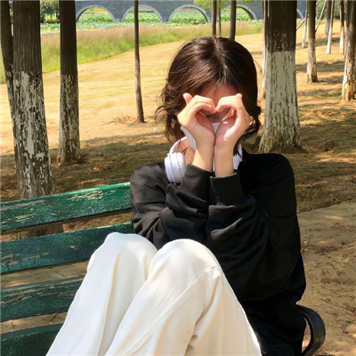 温柔甜美系列女生头像(33张)