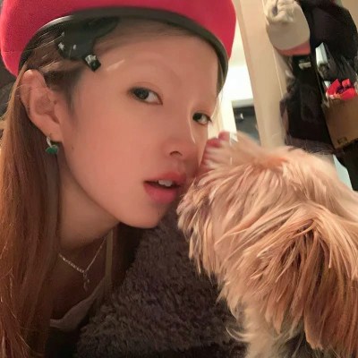 2023最潮女头像(精选40张)