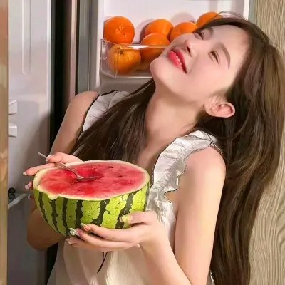 2023最潮女头像(精选40张)