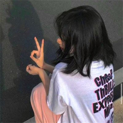 头像女最新2023高级真人图片(共46张)